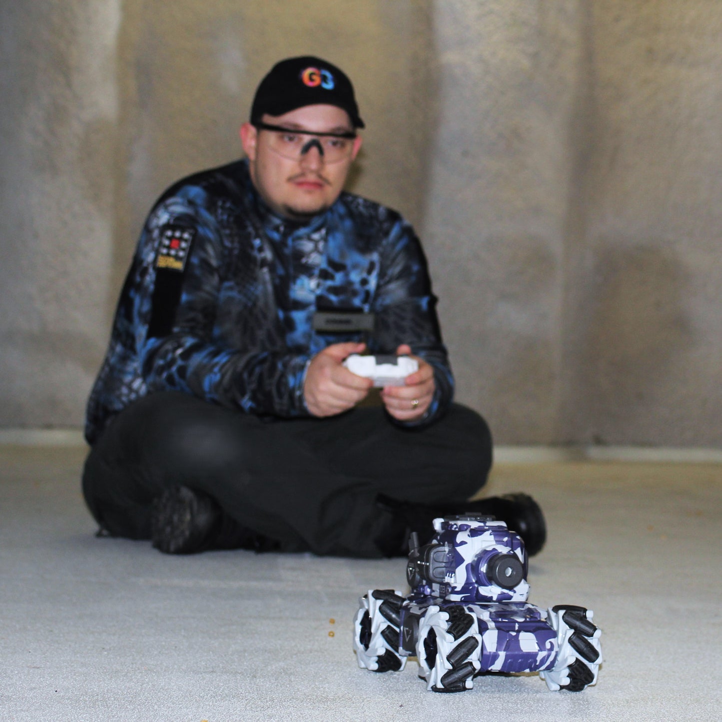 TANK na dálkové ovládání a na vodní gelové kuličky